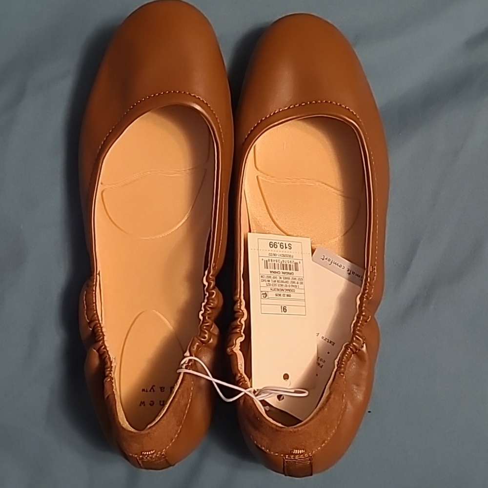 COPY - NWT Women’s Size 9.5 Ultimate Comfort Brown